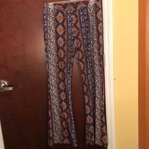 Patterned soft and stretchy pants
